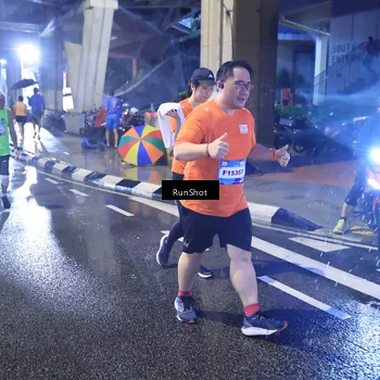 Runner Photo 7928436