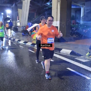 Runner Photo 7928437