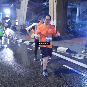 Runner Photo 7928438