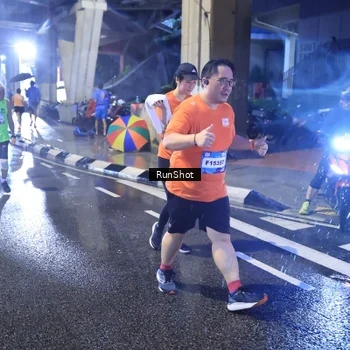 Runner Photo 7928440