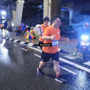 Runner Photo 7928442