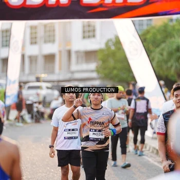 Runner Photo 7928444