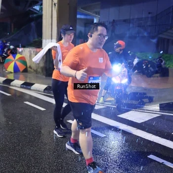 Runner Photo 7928462