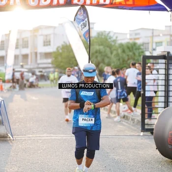Runner Photo 7928471