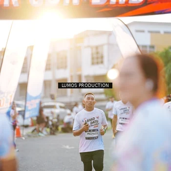 Runner Photo 7928475