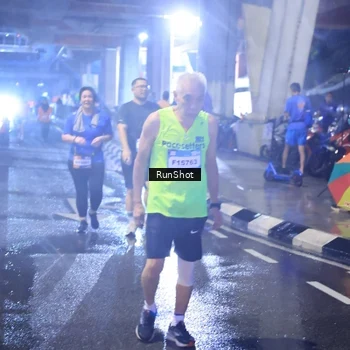 Runner Photo 7928476