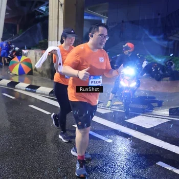 Runner Photo 7928497