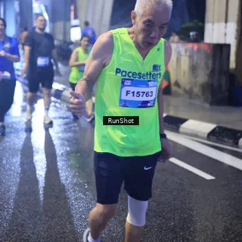 Runner Photo 7928512