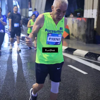 Runner Photo 7928513