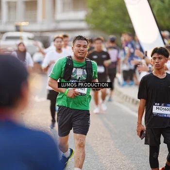 Runner Photo 7928557