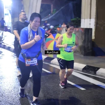 Runner Photo 7928559