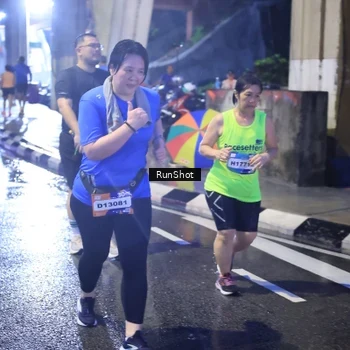 Runner Photo 7928561