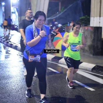 Runner Photo 7928563
