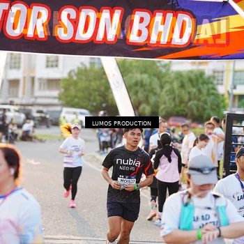 Runner Photo 7928596