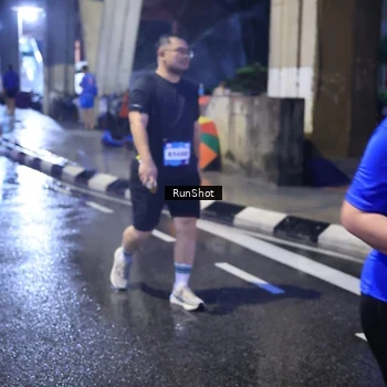 Runner Photo 7928599