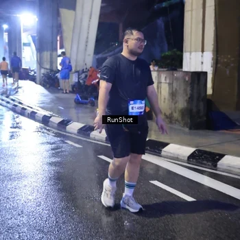 Runner Photo 7928602