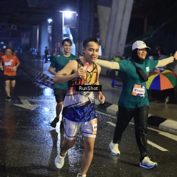 Runner Photo 7928603