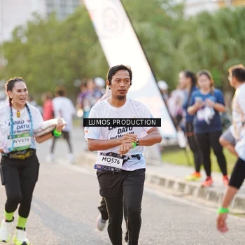 Runner Photo 7928642