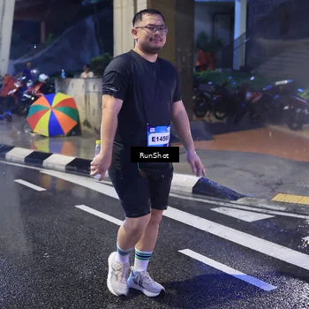 Runner Photo 7928691