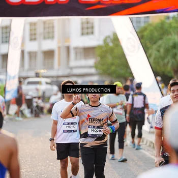 Runner Photo 7928704