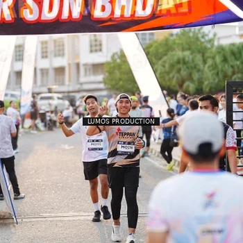 Runner Photo 7928723