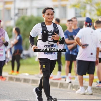 Runner Photo 7928726