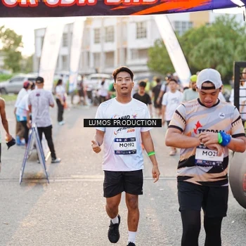 Runner Photo 7928728