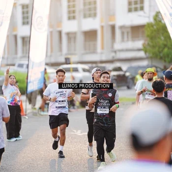 Runner Photo 7928740