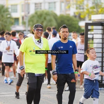 Runner Photo 7928751