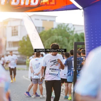 Runner Photo 7928752