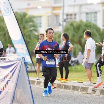 Runner Photo 7928763