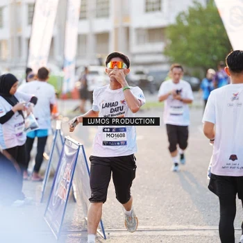 Runner Photo 7928847