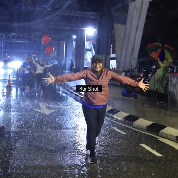 Runner Photo 7928858