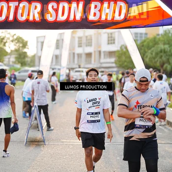 Runner Photo 7928868