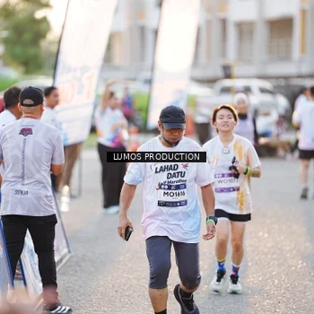 Runner Photo 7928874