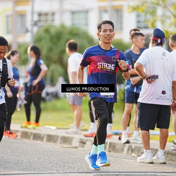 Runner Photo 7928890