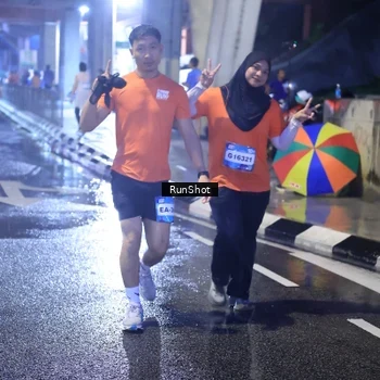 Runner Photo 7928891