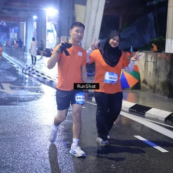 Runner Photo 7928910