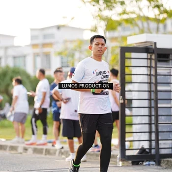 Runner Photo 7928935