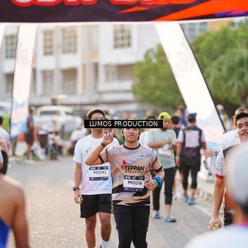 Runner Photo 7928954