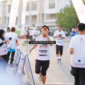 Runner Photo 7928984