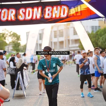 Runner Photo 7928992