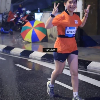 Runner Photo 7929012