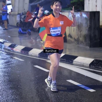 Runner Photo 7929013
