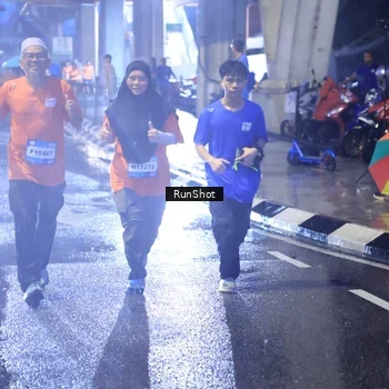 Runner Photo 7929041