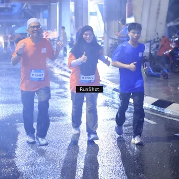 Runner Photo 7929048