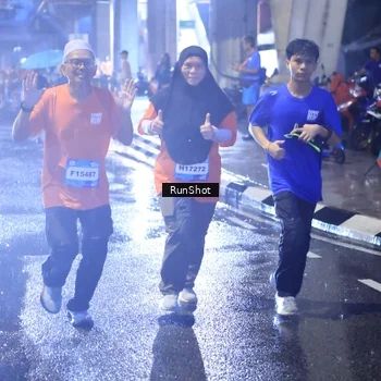 Runner Photo 7929071