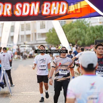 Runner Photo 7929073