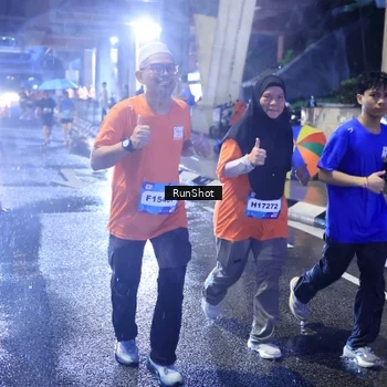 Runner Photo 7929109