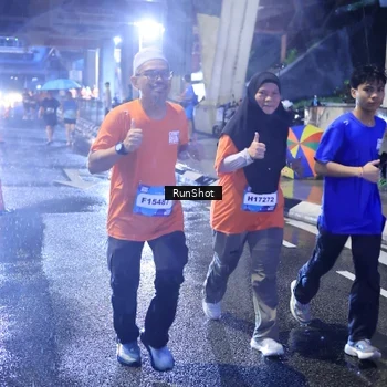 Runner Photo 7929110